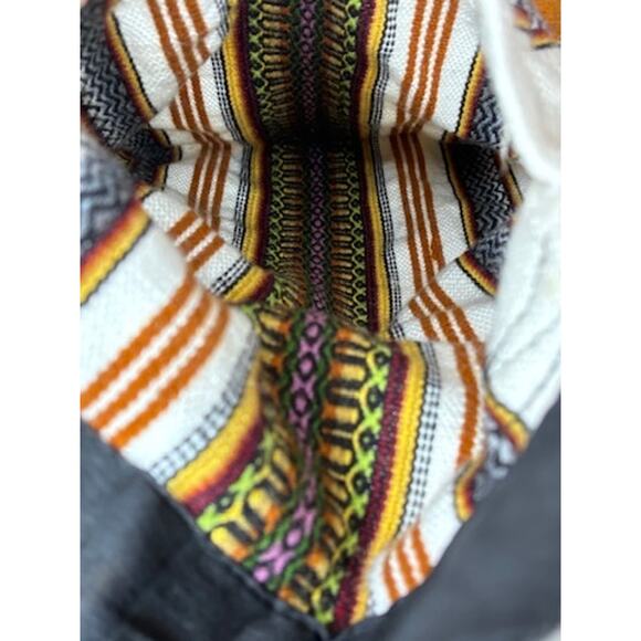 Handmade Hualhuas Shoulder Bag Alpaca Button Boho Shoulder Bag Tote 11.5 x 14" - Picture 7 of 12